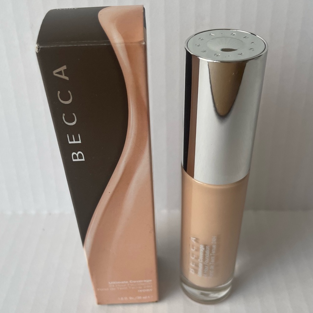 BECCA Ultimate Coverage 24-Hour Foundation - Ivory